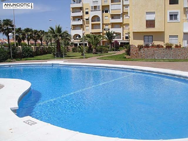 Apartamento en roquetas de mar