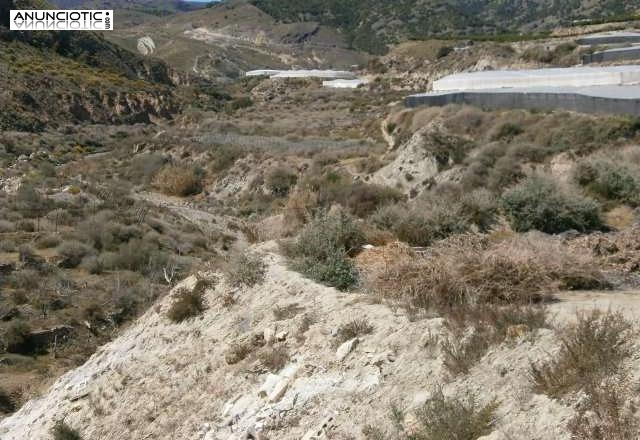 Vendo cortijo para reconstruir en gador