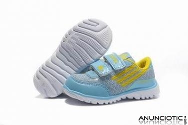 Zapatos de deporte de la venta 