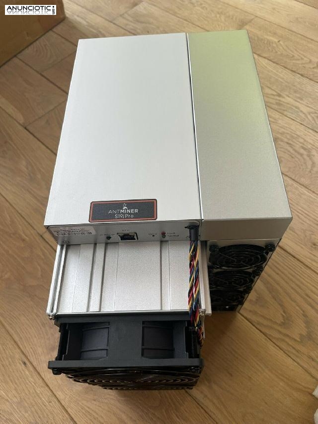 New Antminer S19 Pro 110Th/s 3250W Btc Miner/ Antminer S19J Pro