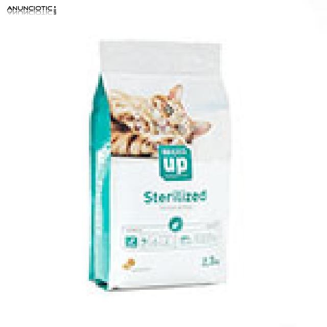 Pienso súperpremium para gatos Breed Up Sterilised con pollo