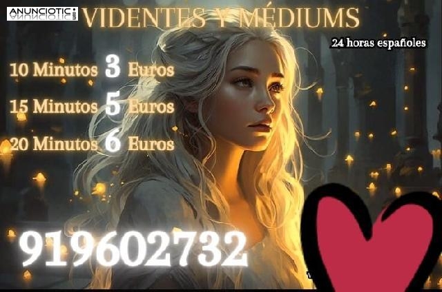 Tarot videncia y médium profesionales(,%