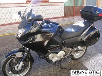 Honda ntv 700 abs deauville 