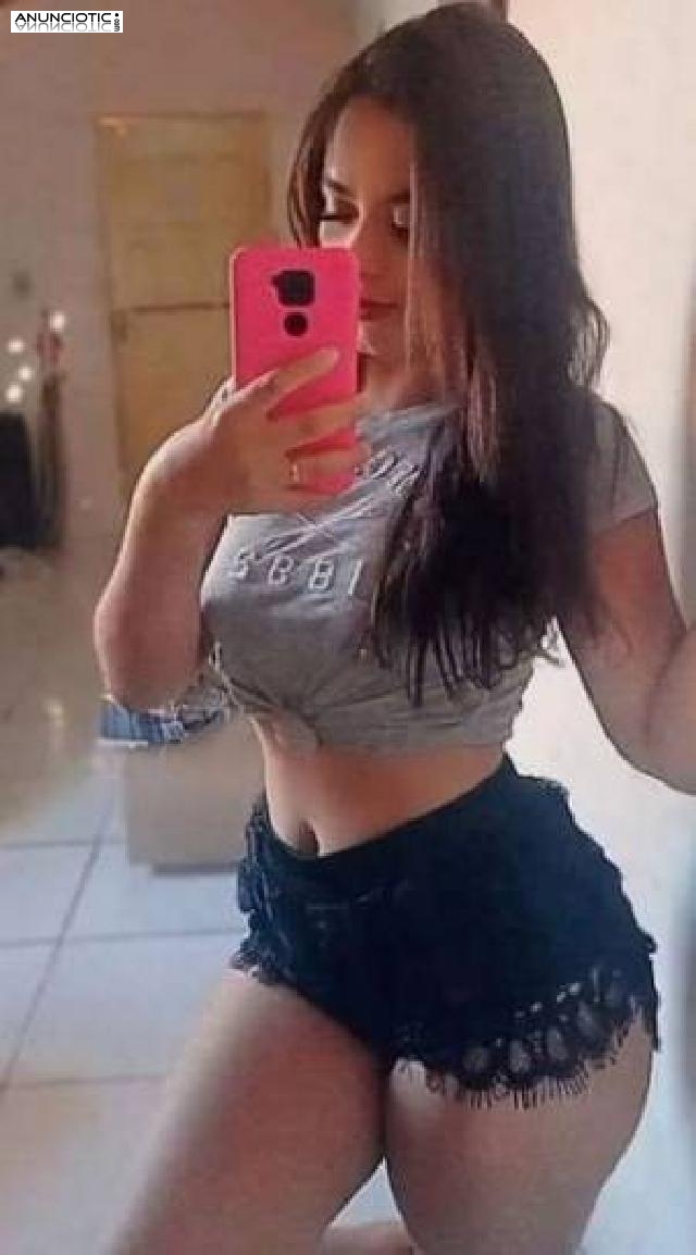 soy una hermosa colombiana súper caliente /