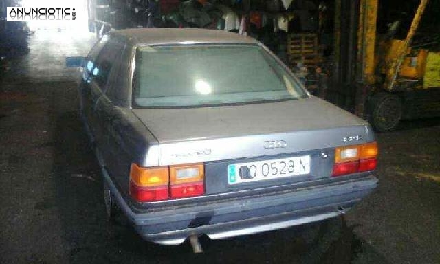 Guarnecido puerta del. der. de audi 100