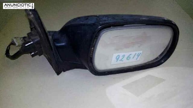 Retrovisor der. de nissan primera