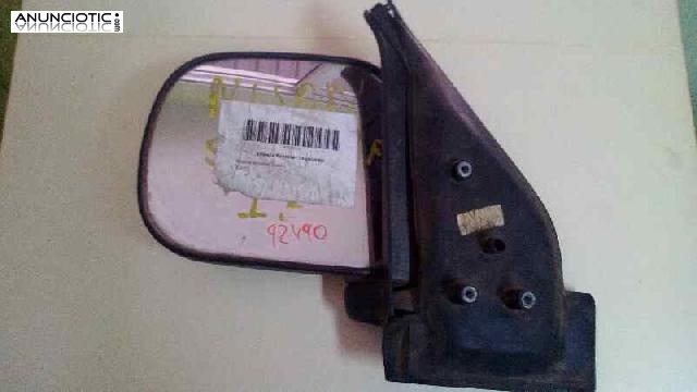 Retrovisor izq. de nissan serena id92490