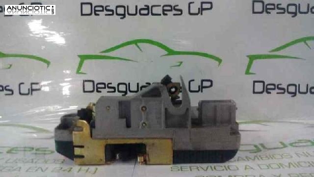 Cerradura 121832 de peugeot 406