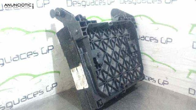 Caja fusibles 155724 de ford