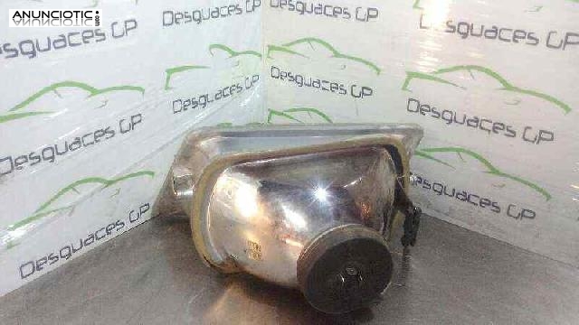 173992 faro de peugeot 205 berlina 1.8