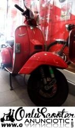 Vespa PX.200cc disponible junto con otras motos en Only Scooter Barcelona