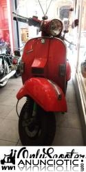 Vespa PX.200cc disponible junto con otras motos en Only Scooter Barcelona