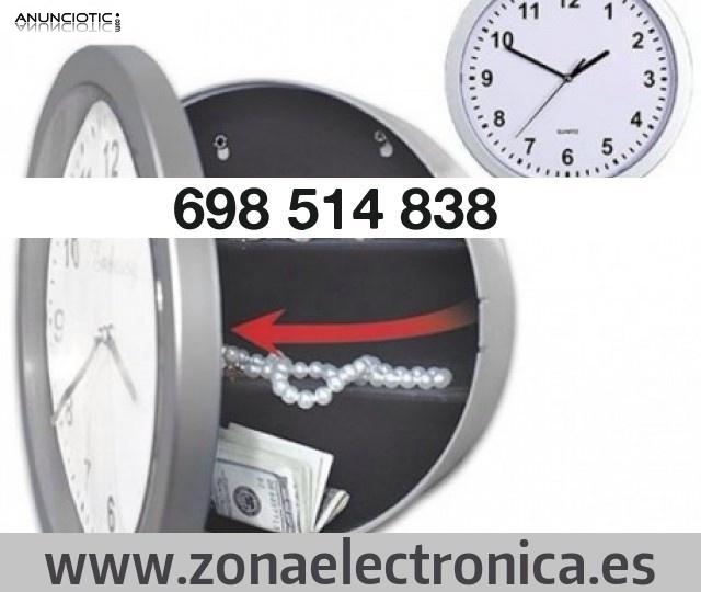 Reloj con caja fuerte 