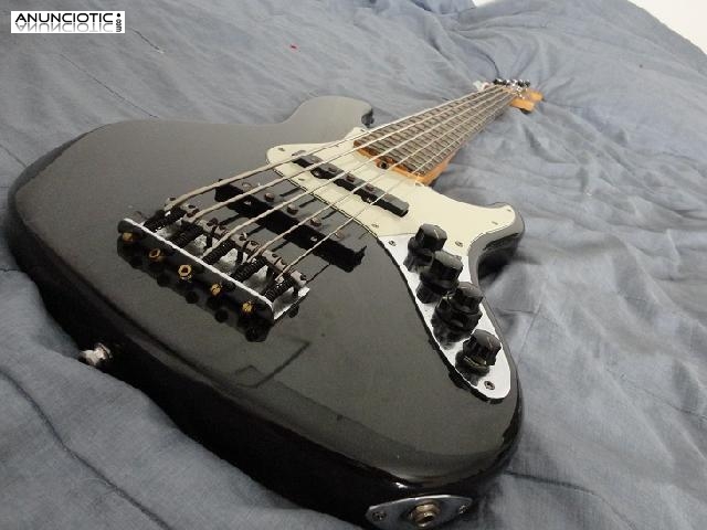 FENDER JAZZ BASS AMERICAN DE LUXE 5 CUERDAS AÑO 89