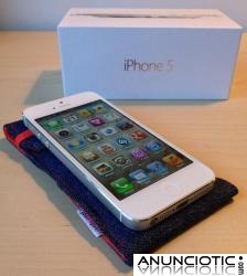 Apple Iphone 5 64GB Unlocked /Blackberry Bold Q10