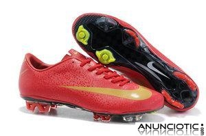 gros bon march¨¦ des chaussures de foot Nike, jouent baskets 