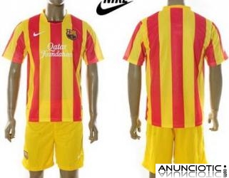 F¨²tbol de camiseta 2013 engranaje m¨¢s vendidos