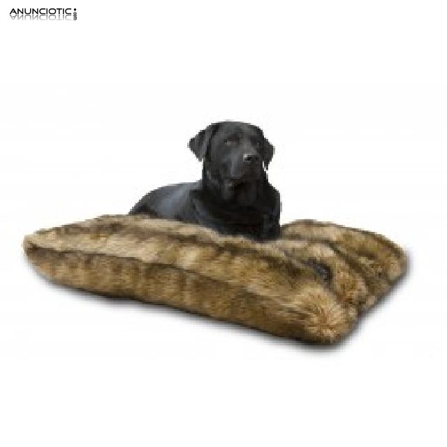 Cama royal fur marron