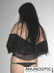 JOVEN GUAPA Y SIMPATICA ORIENTAL, UNA TIGRESA EN LA CAMA... 698819026