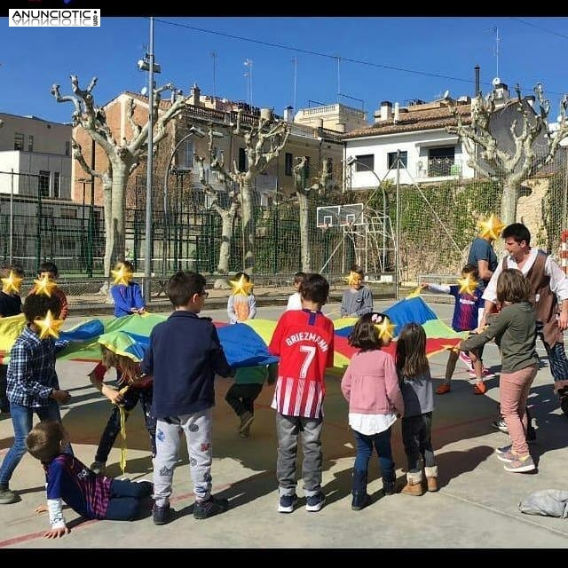 Magos para comuniones y animaciones fiestas infantiles Barcelona 