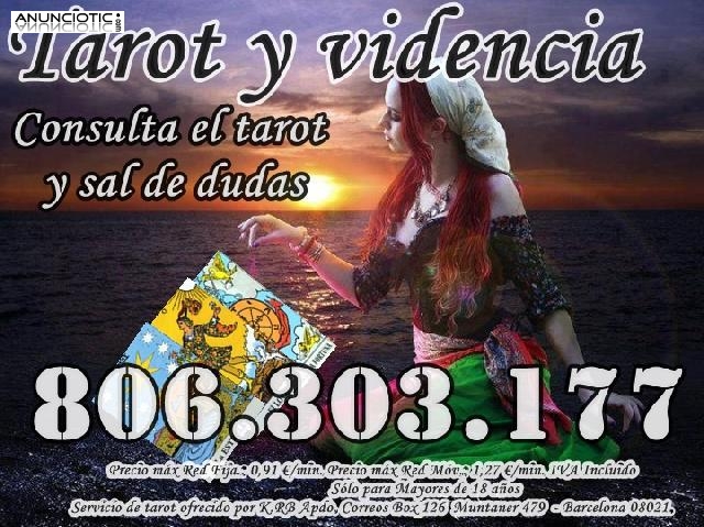 Tarotista vidente Alicia Ross * experta en amor* 806.303.177.