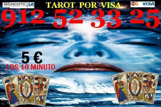 Tarot  Visa  que siente hacia mi y si estas en su vida.