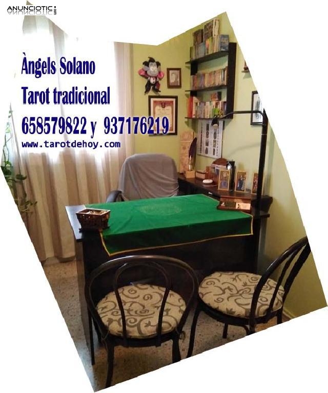 Tarot presencial en Sabadell con Angels Solano 937176219