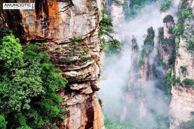 Tipos para viajar por Zhangjiajie,Hunan,China