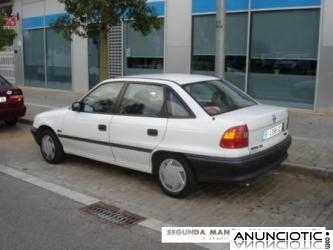 OPEL ASTRA VENTA DE OCASION CUATRO PUERTAS