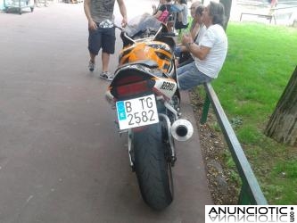 Vendo honda cbr 900rr 61000 km en perfecto estado 3500 euros 