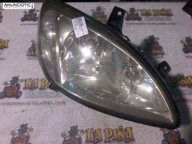 Faro derecho tipo 24670400 de mercedes -