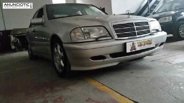 Caja reles mercedes 2025453301 clase c