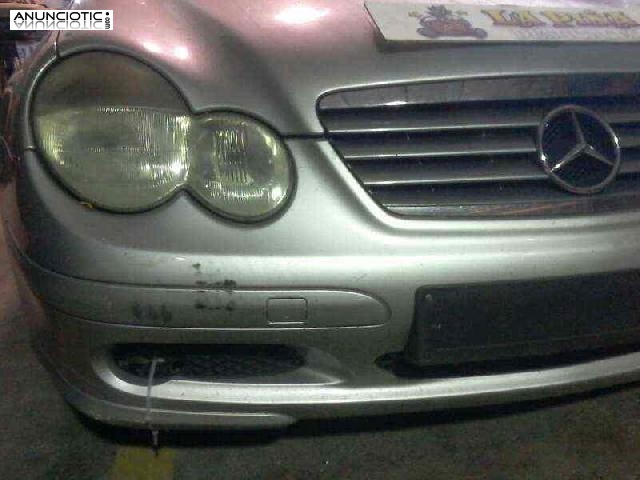 Faro mercedes clase c 2038200461