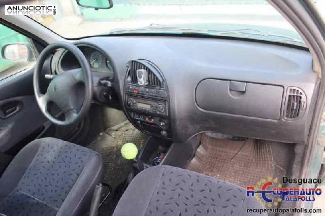 Despiece de citroen saxo 1.4 sx (75