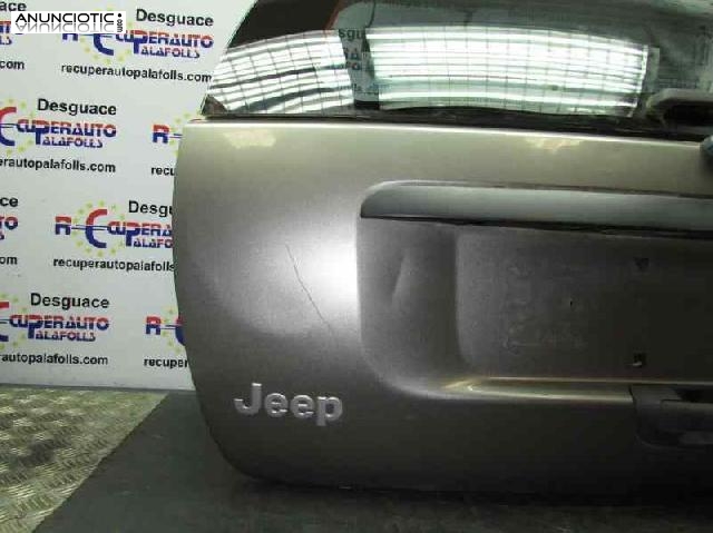 Porton trasero de jeep