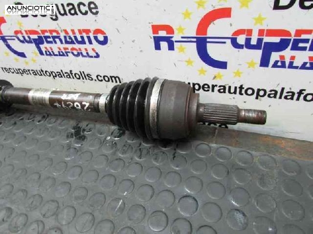 Palier 8200436366 de renault