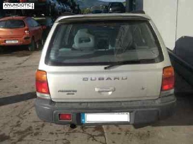 Porton trasero 61701fc000 de subaru