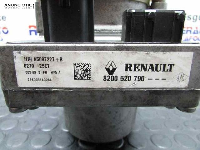 Bomba direccion 8200520790 de renault