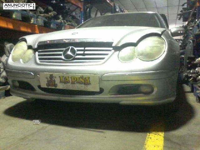 Faro mercedes clase c 2038200361