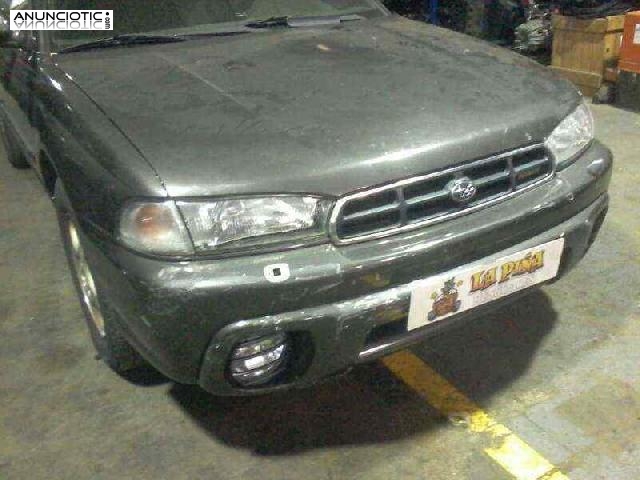 Faro derecho tipo 84001ac081 de subaru -