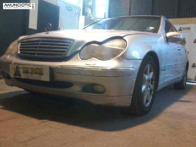 Aleta mercedes 2038800218 clase c