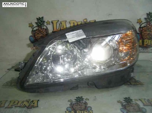 Faro mercedes clase c a2048208961