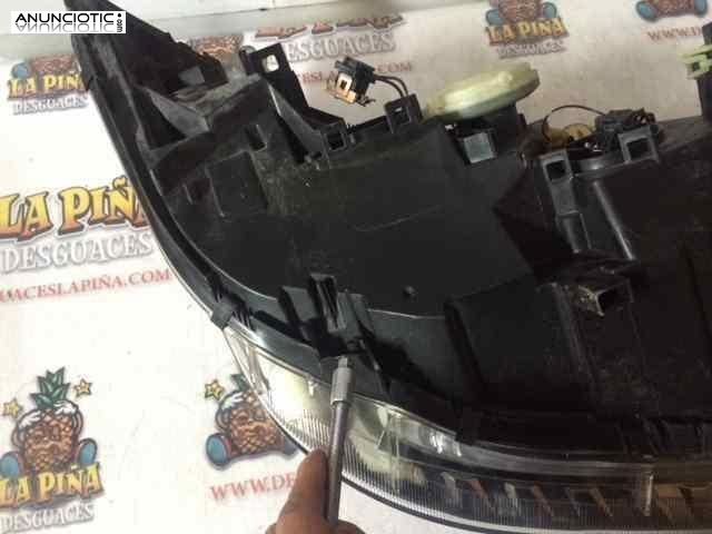 Faro mercedes clase a a1698205761