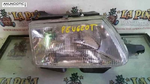 Faro peugeot 205