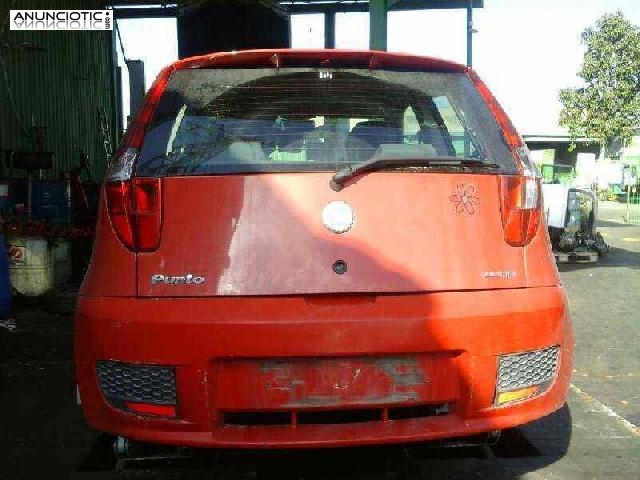 Faro antiniebla der. fiat punto berlina 