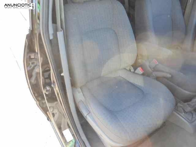 Asiento delantero derecho 3429641