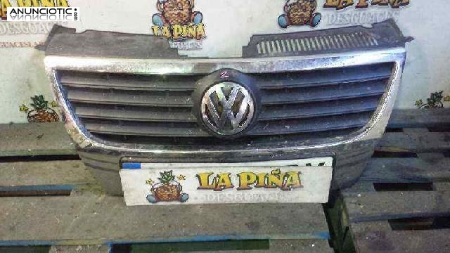 138674 rejilla volkswagen passat berlina