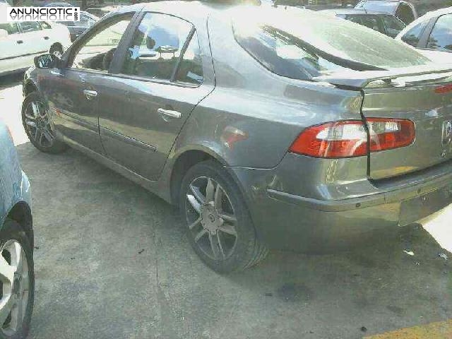 Piloto trasero derecho de renault laguna