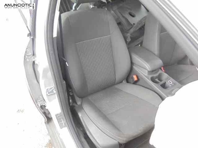 Asiento delantero derecho 3899854 ford