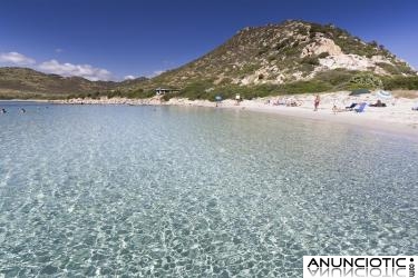 Vacaciones de ensueño en la mejor isla del Mediterráneo; apartamentos en Cerdeña